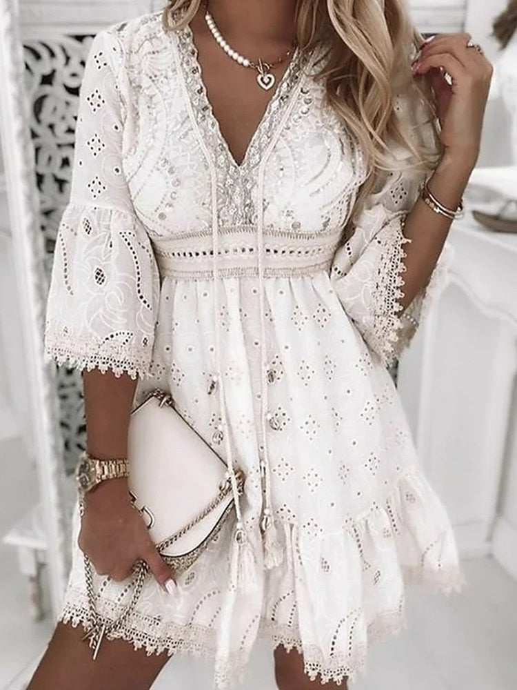Eira® | Adorable short dress with sleeves