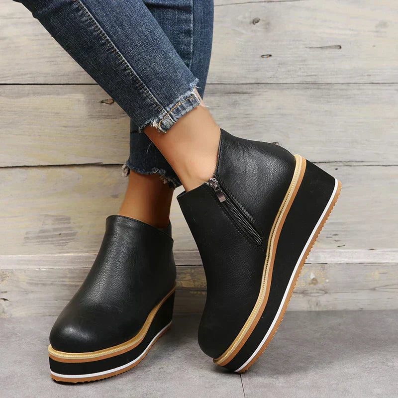 Cristina® | Durable and supportive orthopedic boots