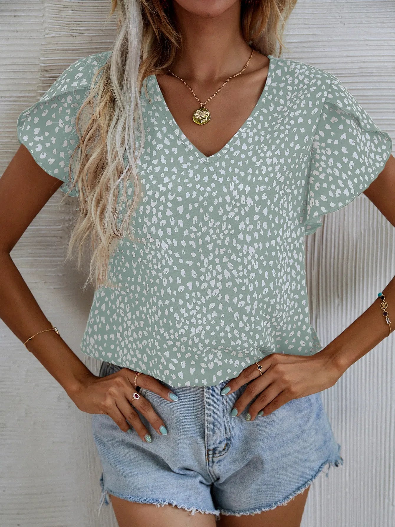 Bruer® | Short-Sleeved Summer Blouse With A Slim Fit Without A Collar