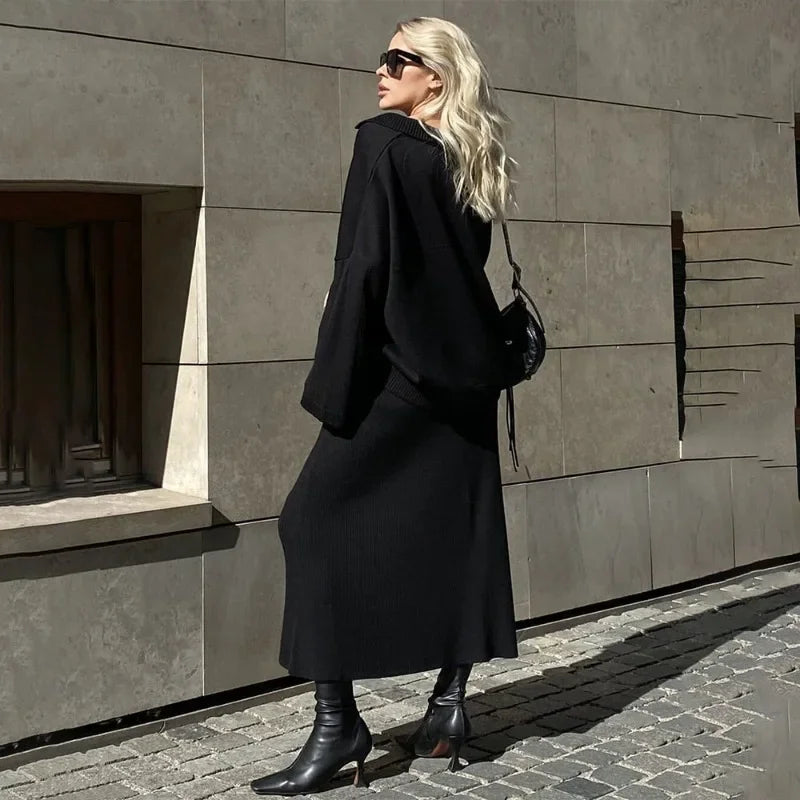 Charity® | Knitted set consisting of a loose sweater and long skirt
