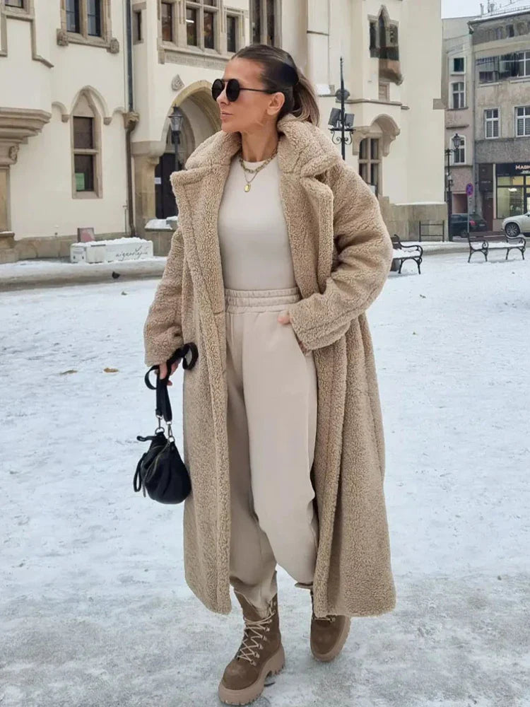 Dayana® | Long warm faux wool coat for women
