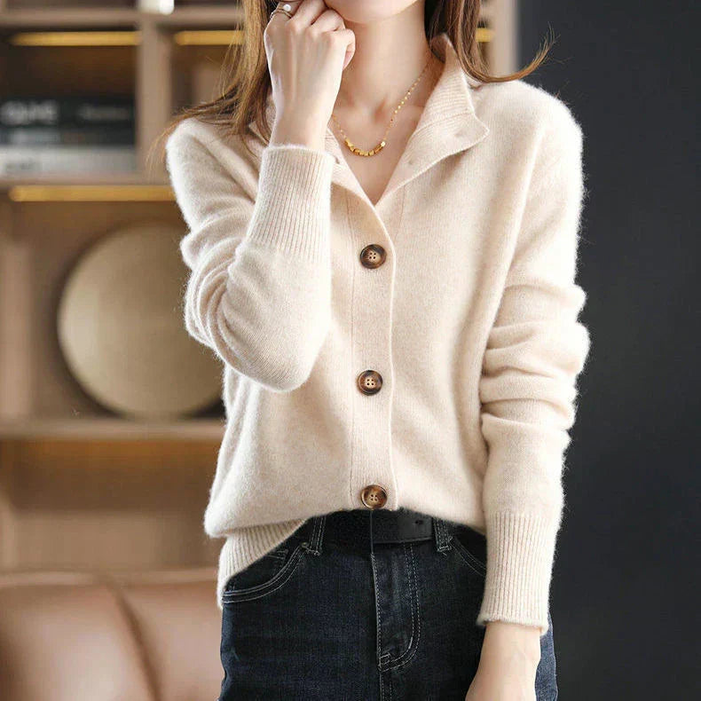 Carolina® | Classic cardigan with buttons