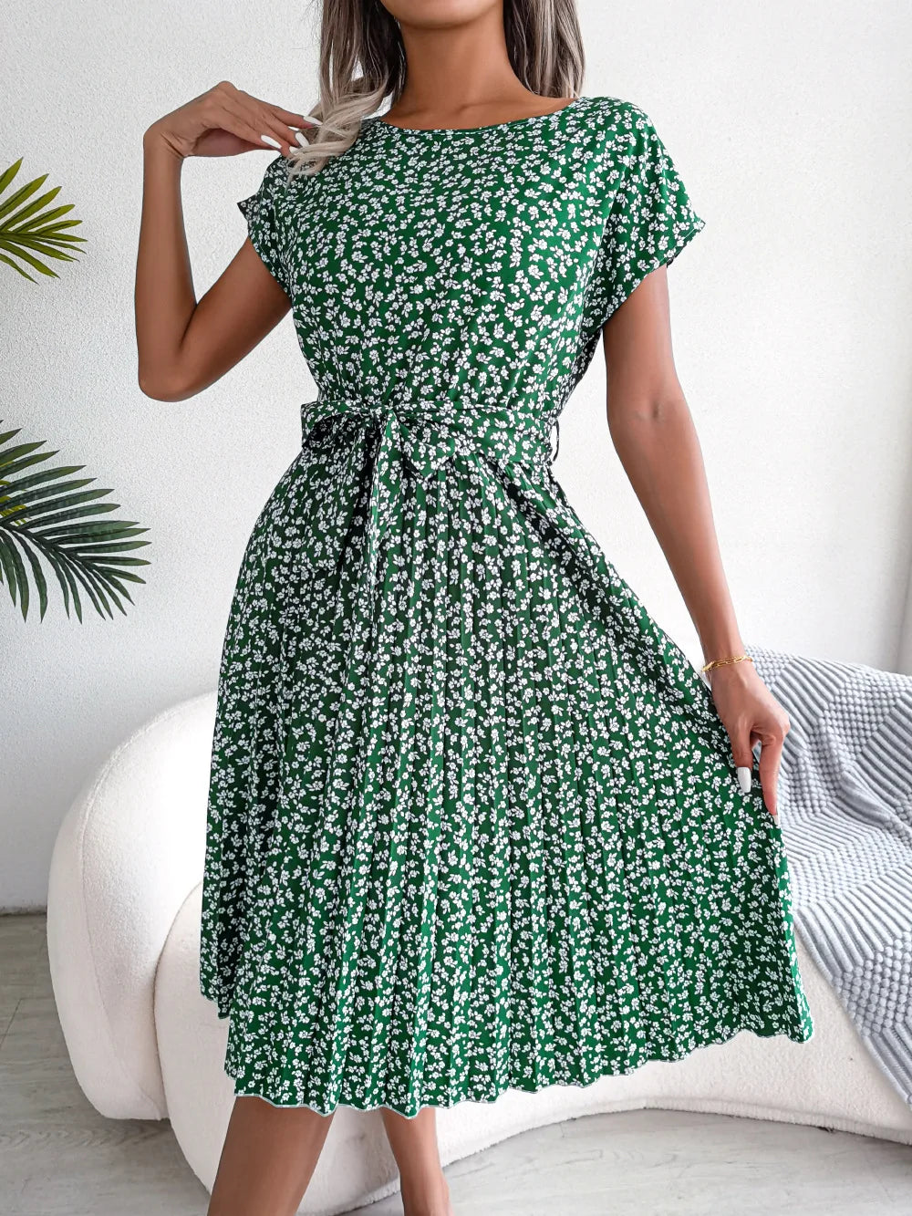 Constanza® | Summery Chiffon Dress With A Floral Pattern