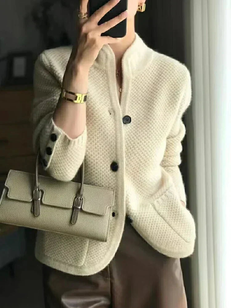 Dulce® | Elegant and versatile winter sweater
