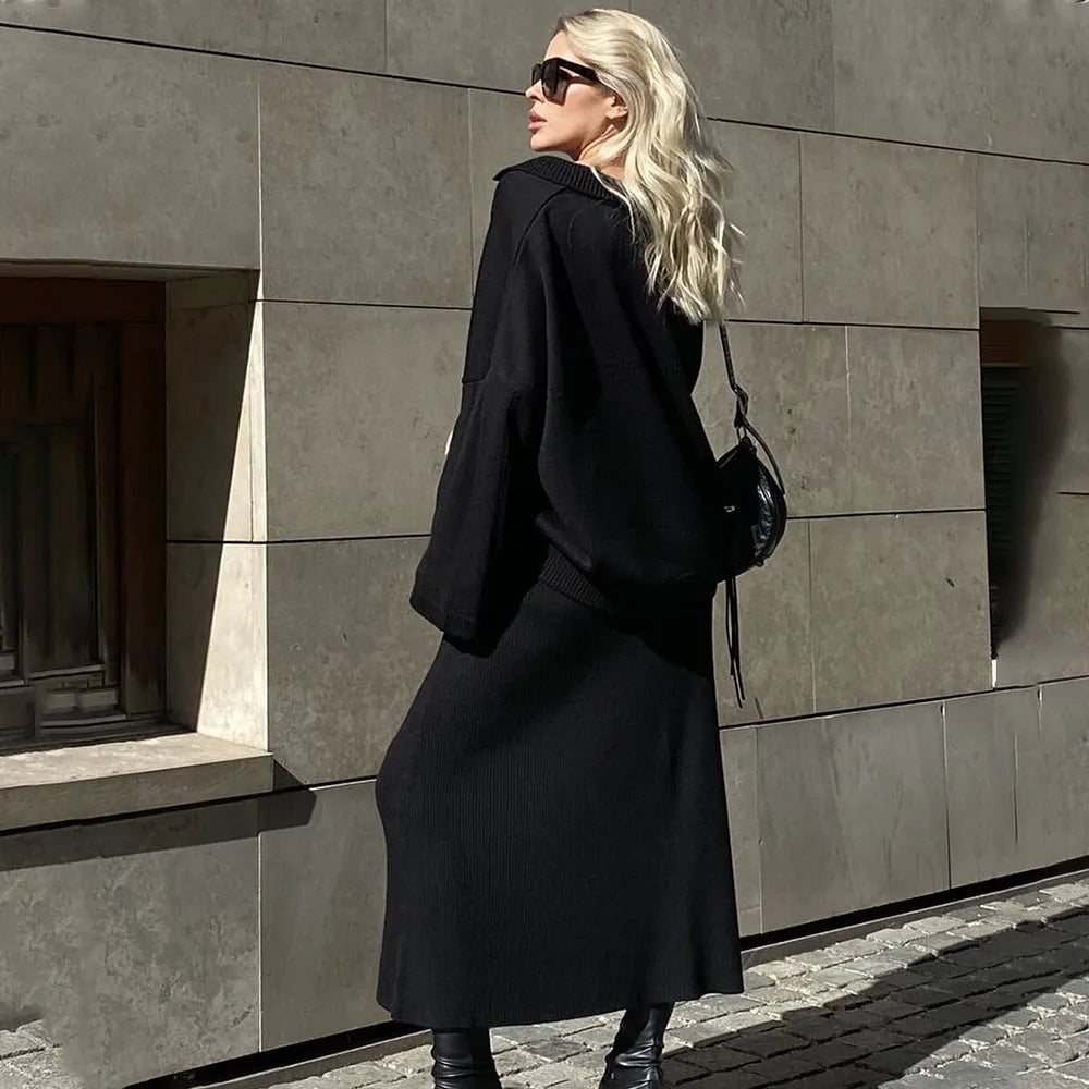 Charity® | Knitted set consisting of a loose sweater and long skirt