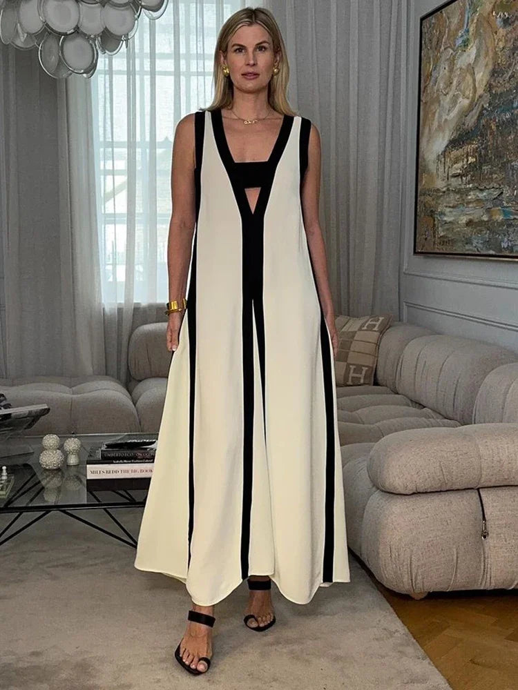 Arianna® | Stunningly elegant V-neck