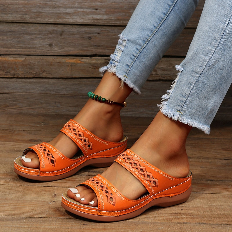 Delphine® | Soft orthopedic sandals