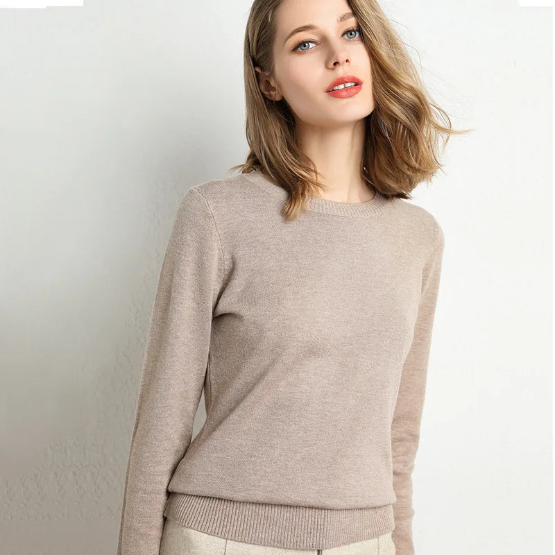 Claudine® | Pullover with a slit neckline