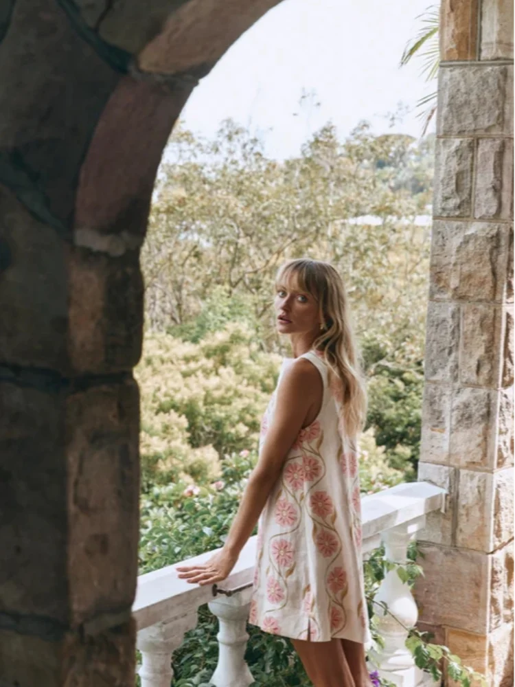 Brenda® | Elegant mini dress with flowers