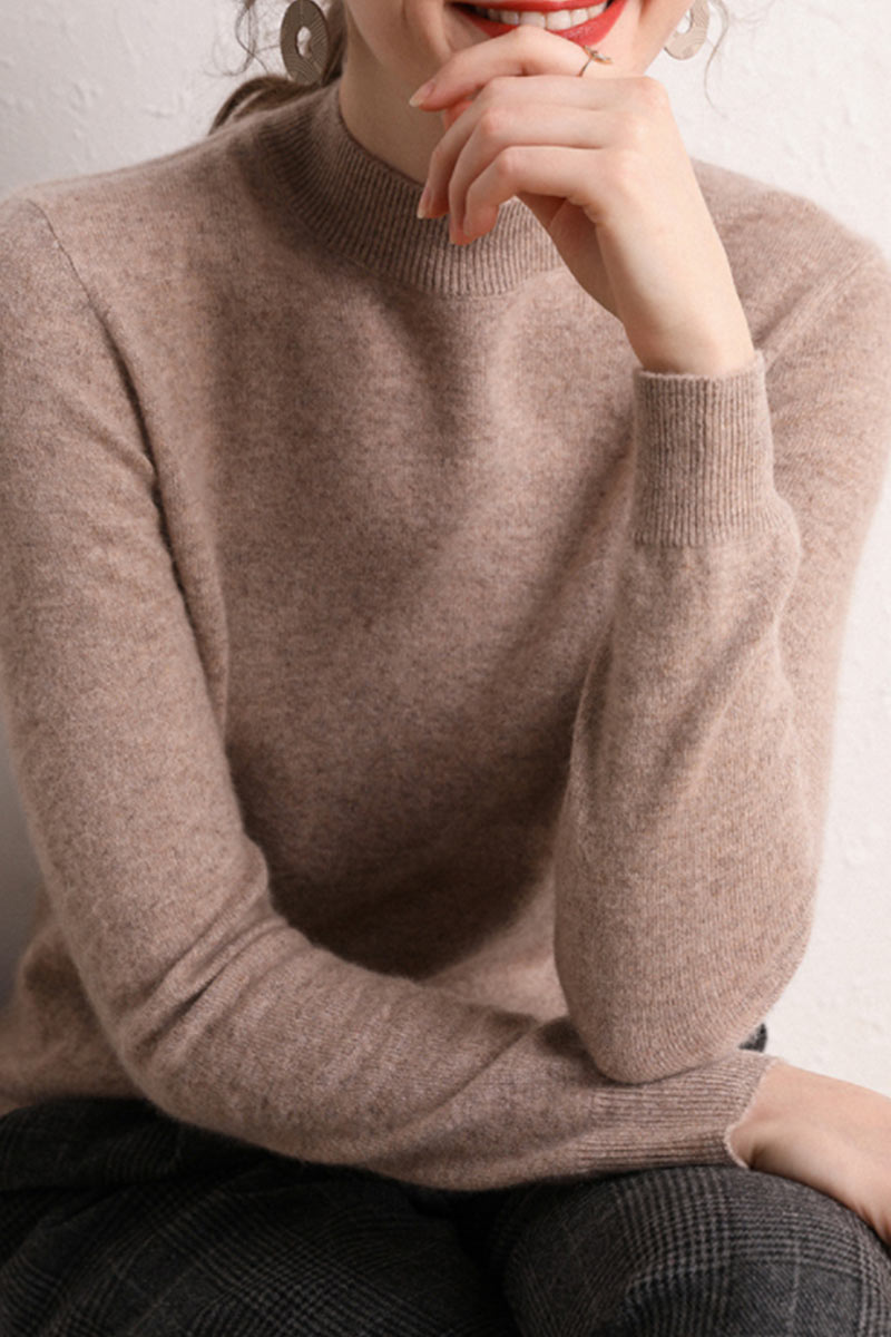 Elena® | Knitted sweater made of solid wool