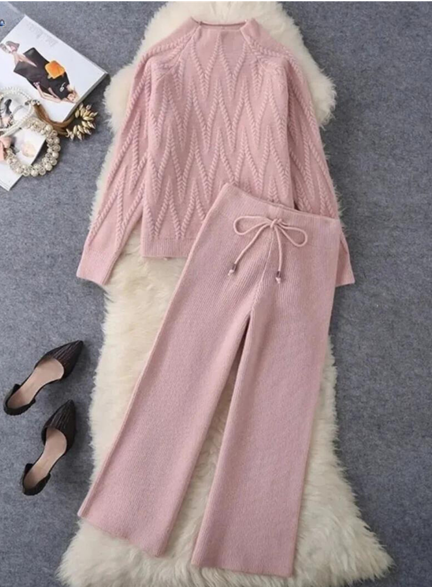 Aurora® | Warm 2-piece women's knit set for winter.