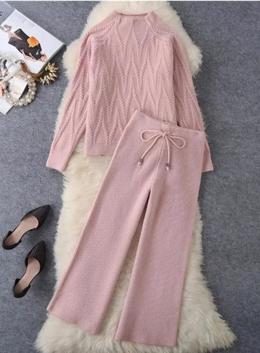 Aurora® | Warm 2-piece women's knit set for winter.