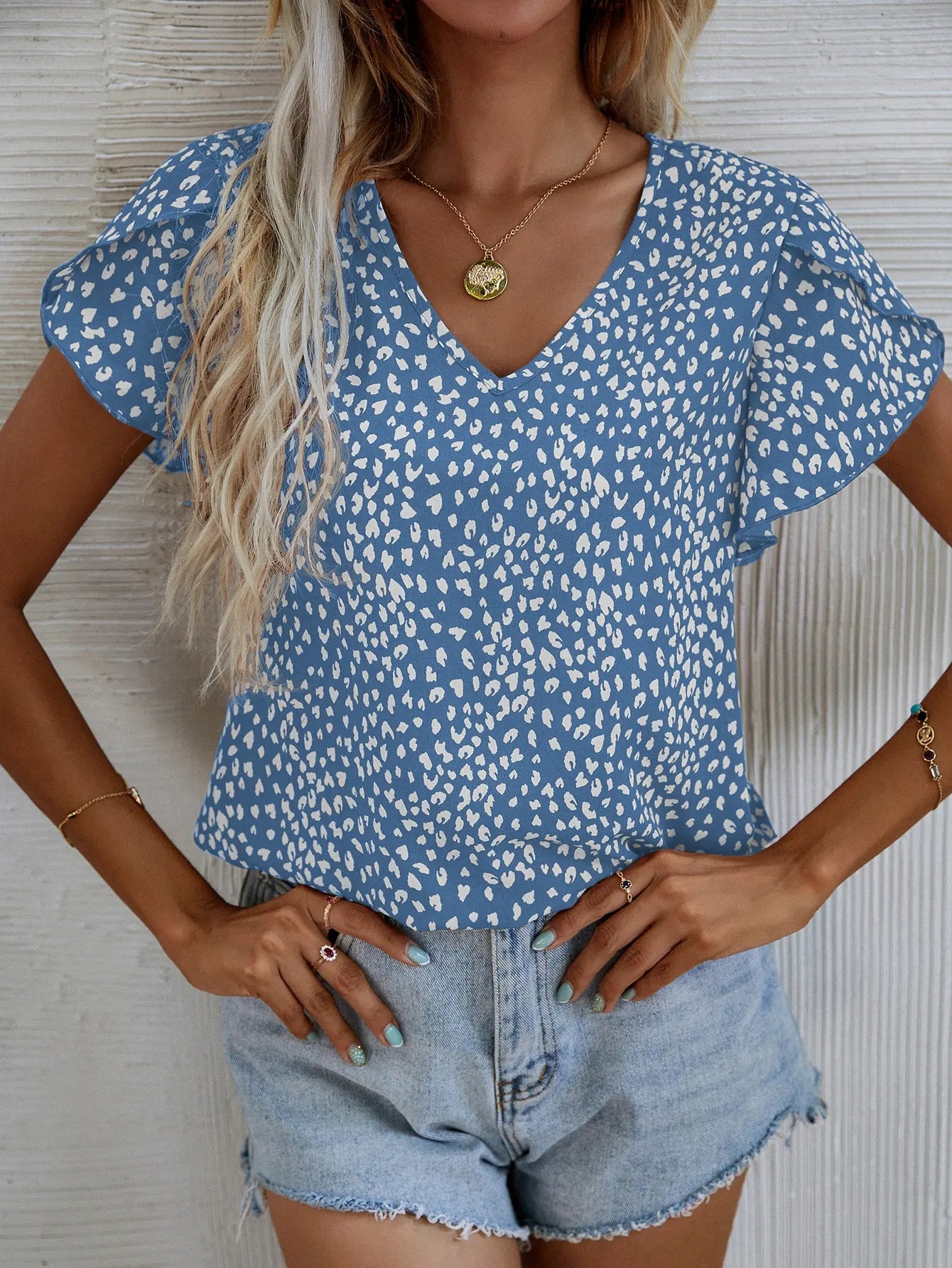 Bruer® | Short-Sleeved Summer Blouse With A Slim Fit Without A Collar