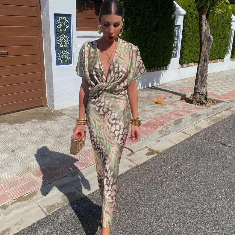 Dafne® | Maxi dress with a twisted V-neck