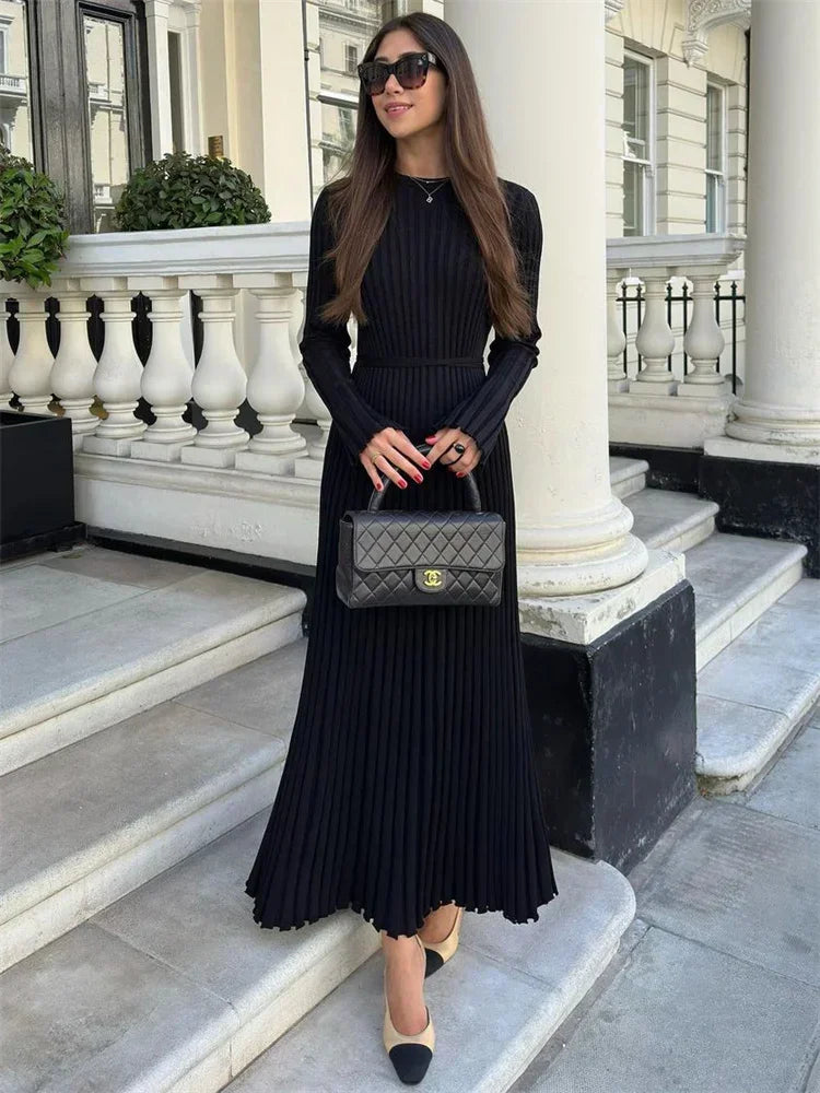 Diana® | Knitted dress with lacing