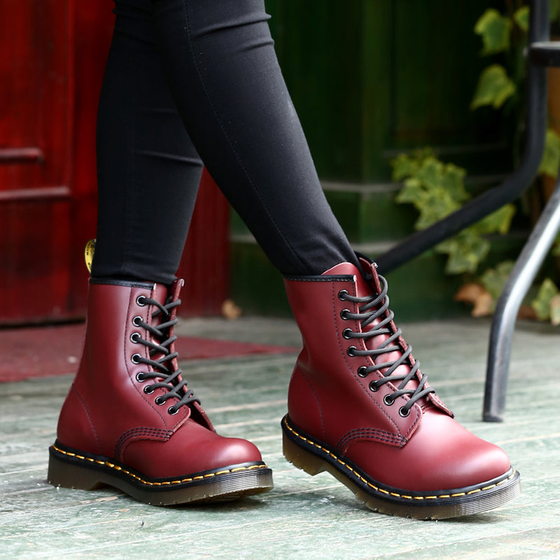 Cassandra® | Slim, high leather boots for women