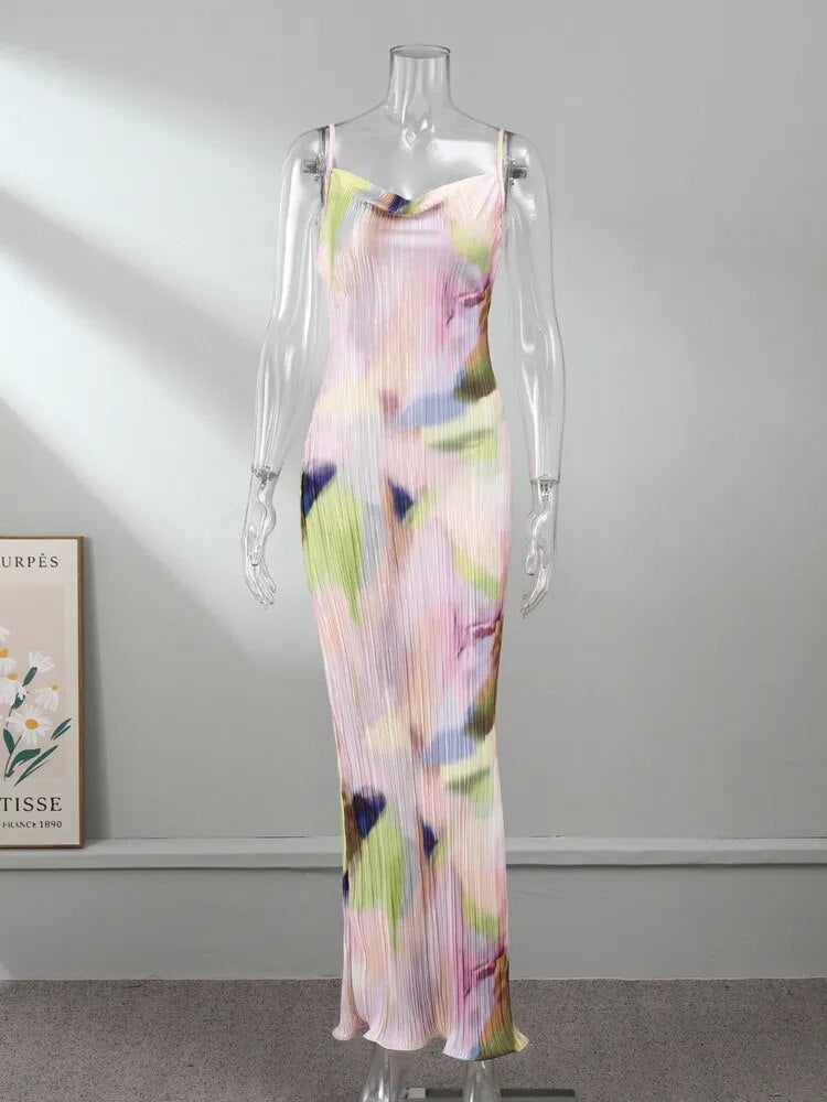 Antonella® | Elegant pleated maxi dress with print for women