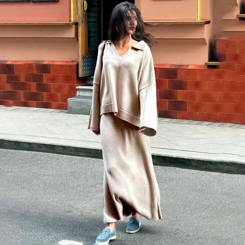 Charity® | Knitted set consisting of a loose sweater and long skirt