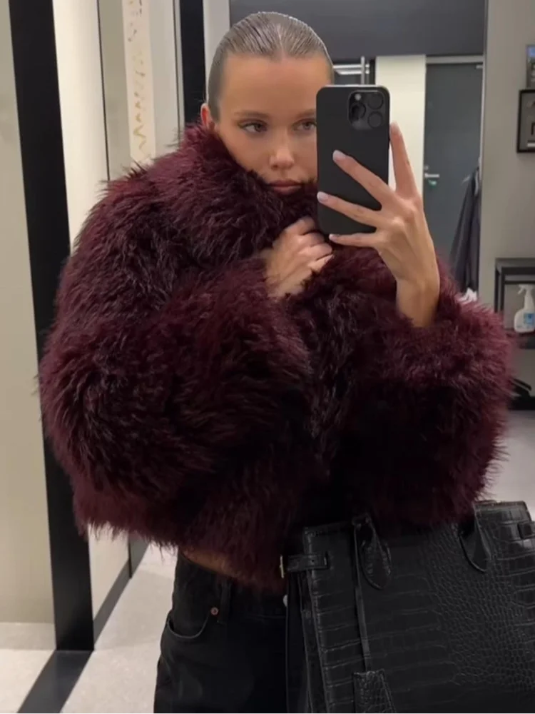 Denise® | New soft and warm fur jacket for women, elegant and chic