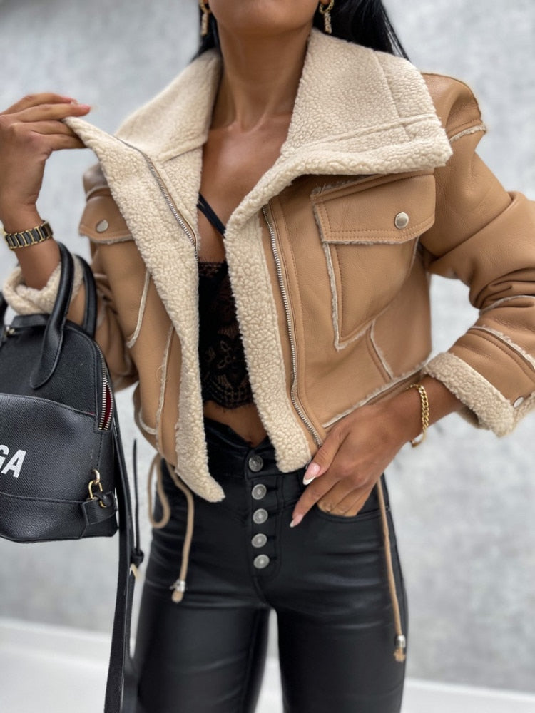 Dana® | Leather jacket. Fleece lining