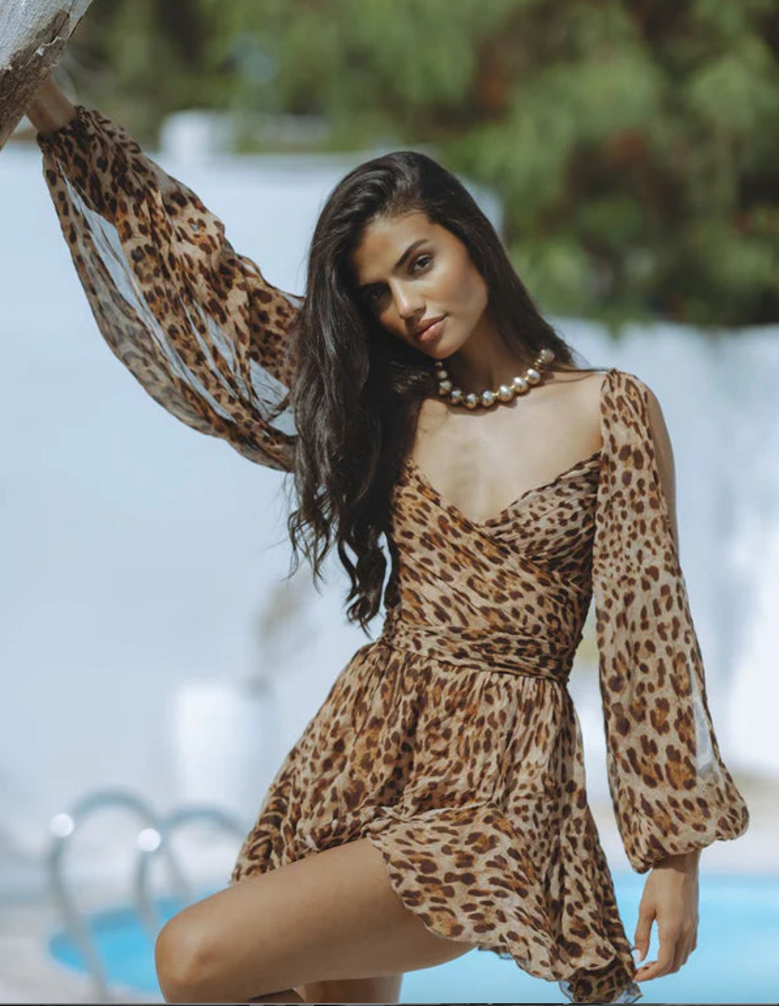 Claudia® | Valeria dress with flowing sleeves and V-neck