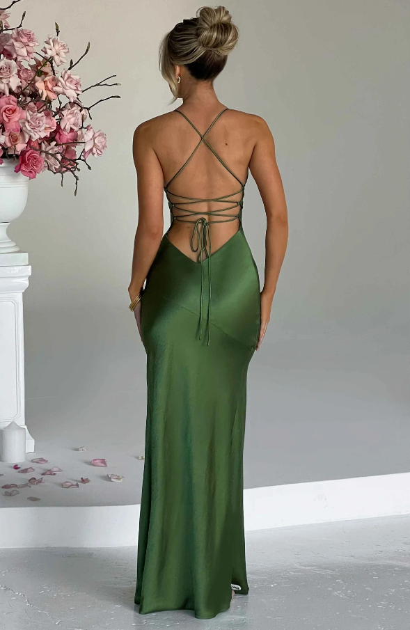 Lilly | Elegant Maxi Dress with Thigh-High Slit