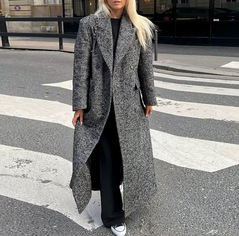 Women’s Long Coat – Tailored Fit – Double-Breasted – Wool Feel – Herringbone Pattern