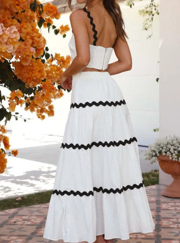 Janice | Stylish Set with Wave Design