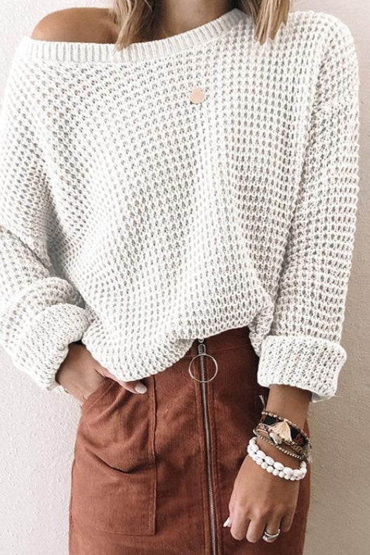 Women’s Knitted Sweater – Loose Fit – Chunky Wool Blend – Oblique Off-Shoulder Collar