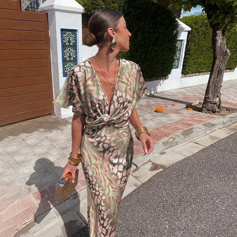 Dafne® | Maxi dress with a twisted V-neck