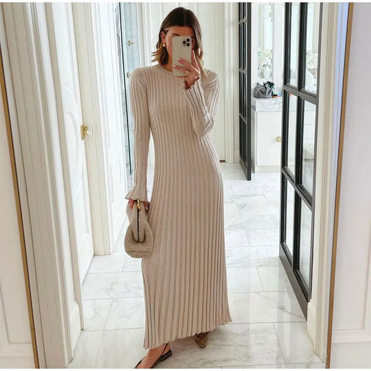 Brisa® | Elegant knitted maxi dress