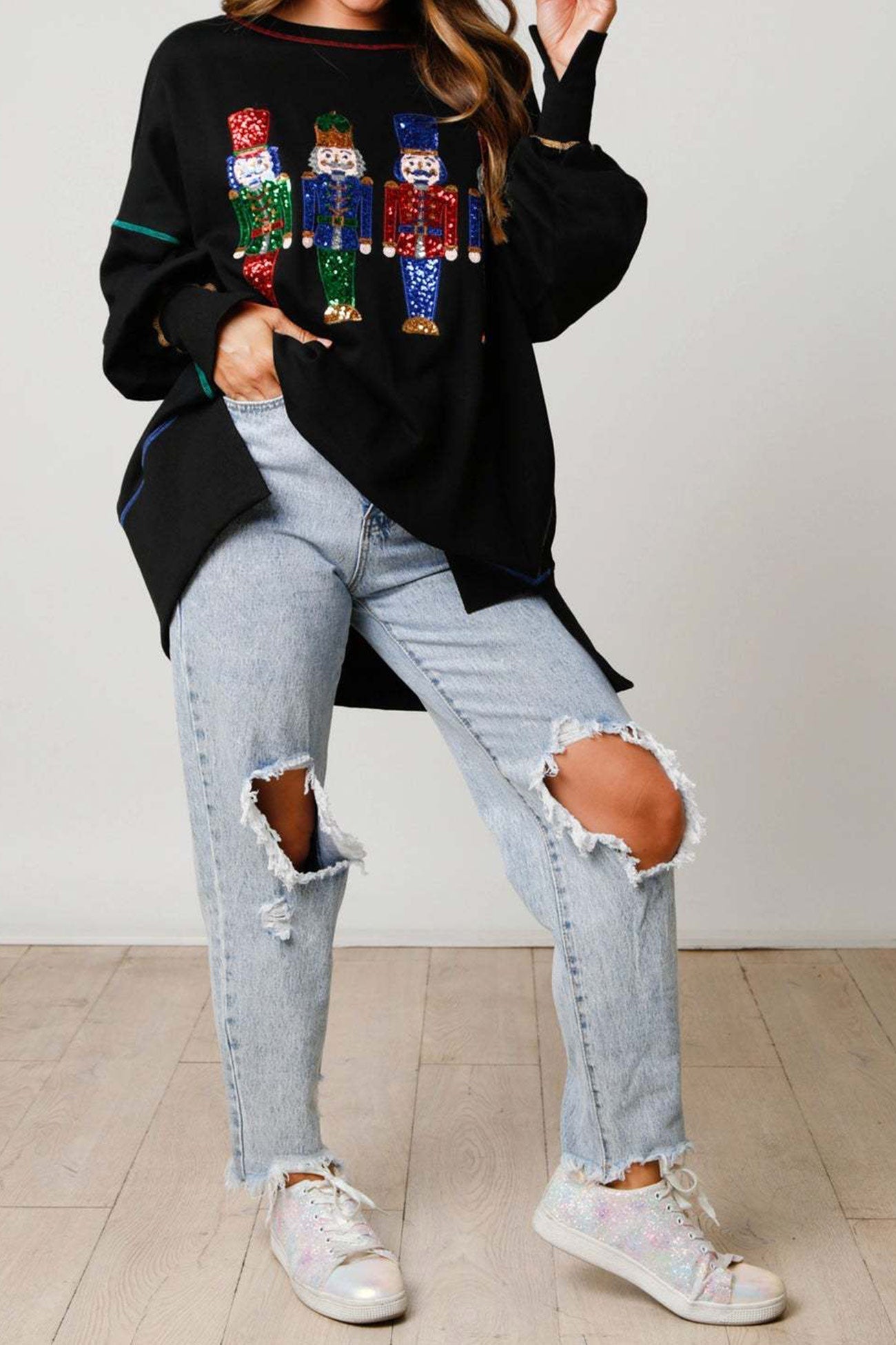 Dominique® | Sequin graphic sweatshirt with slit hem