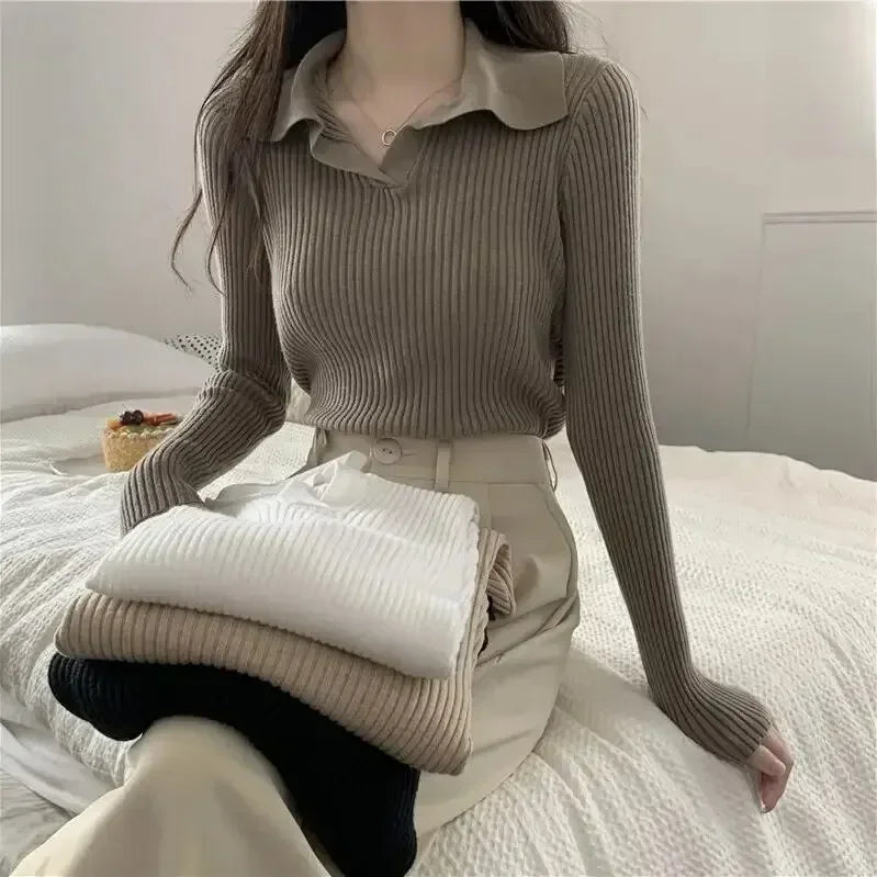 Camila® | Women's knitted turtleneck sweater with long sleeves