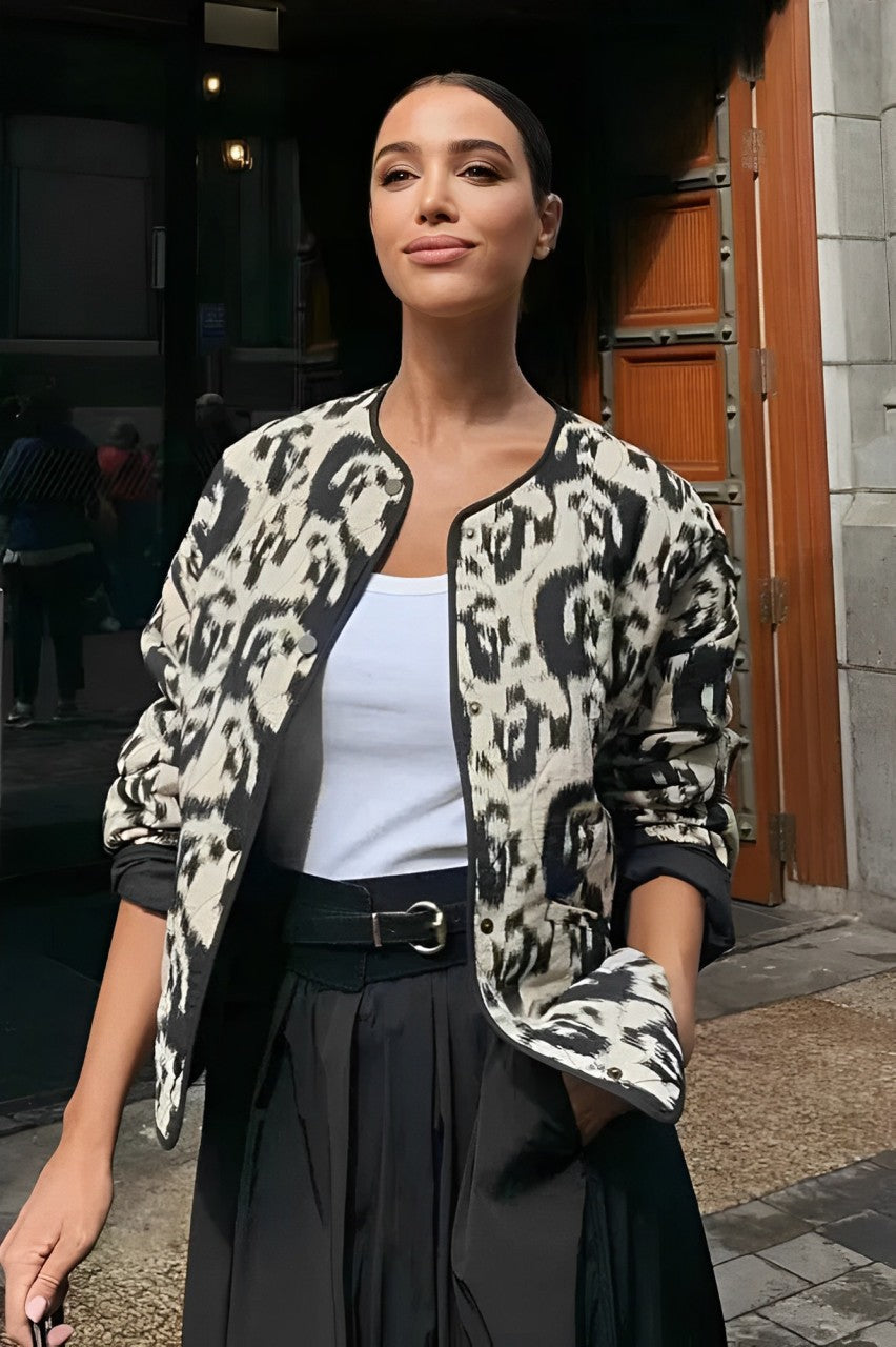 Diana® | Bomber jacket with a striking print