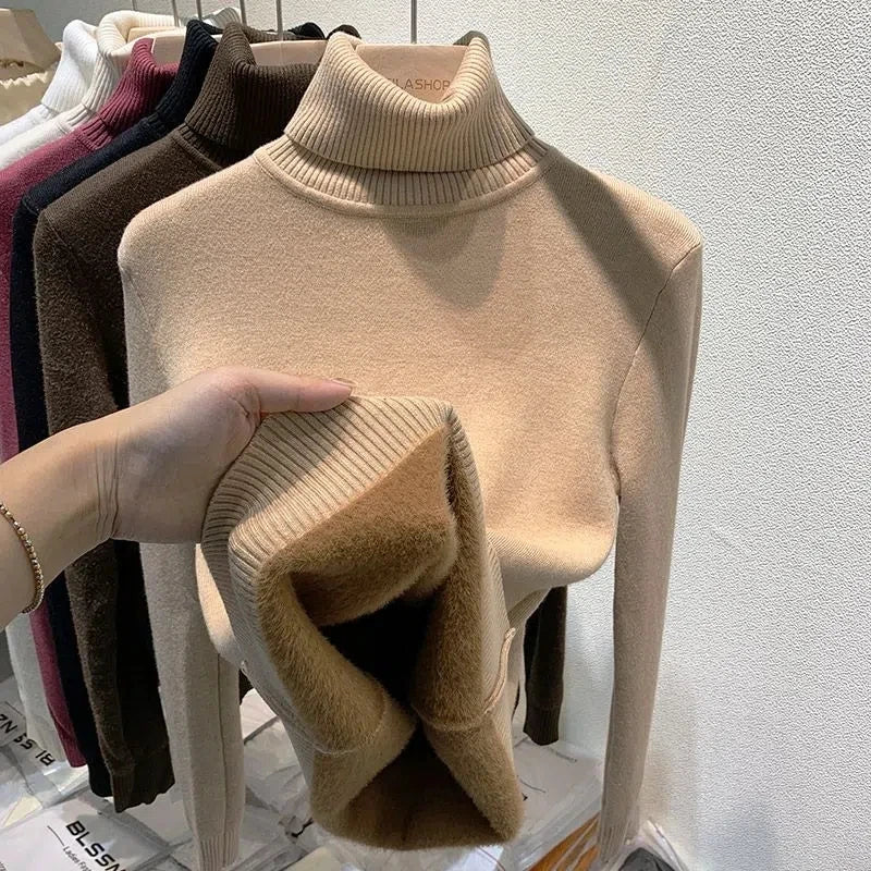 Delia® | Turtleneck sweater with soft lining
