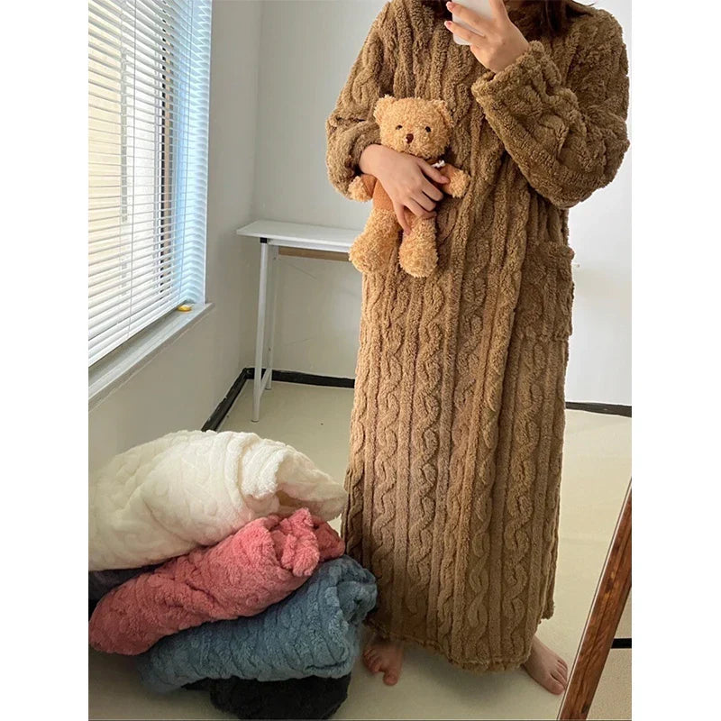 Ava® | Blanket With Sleeves
