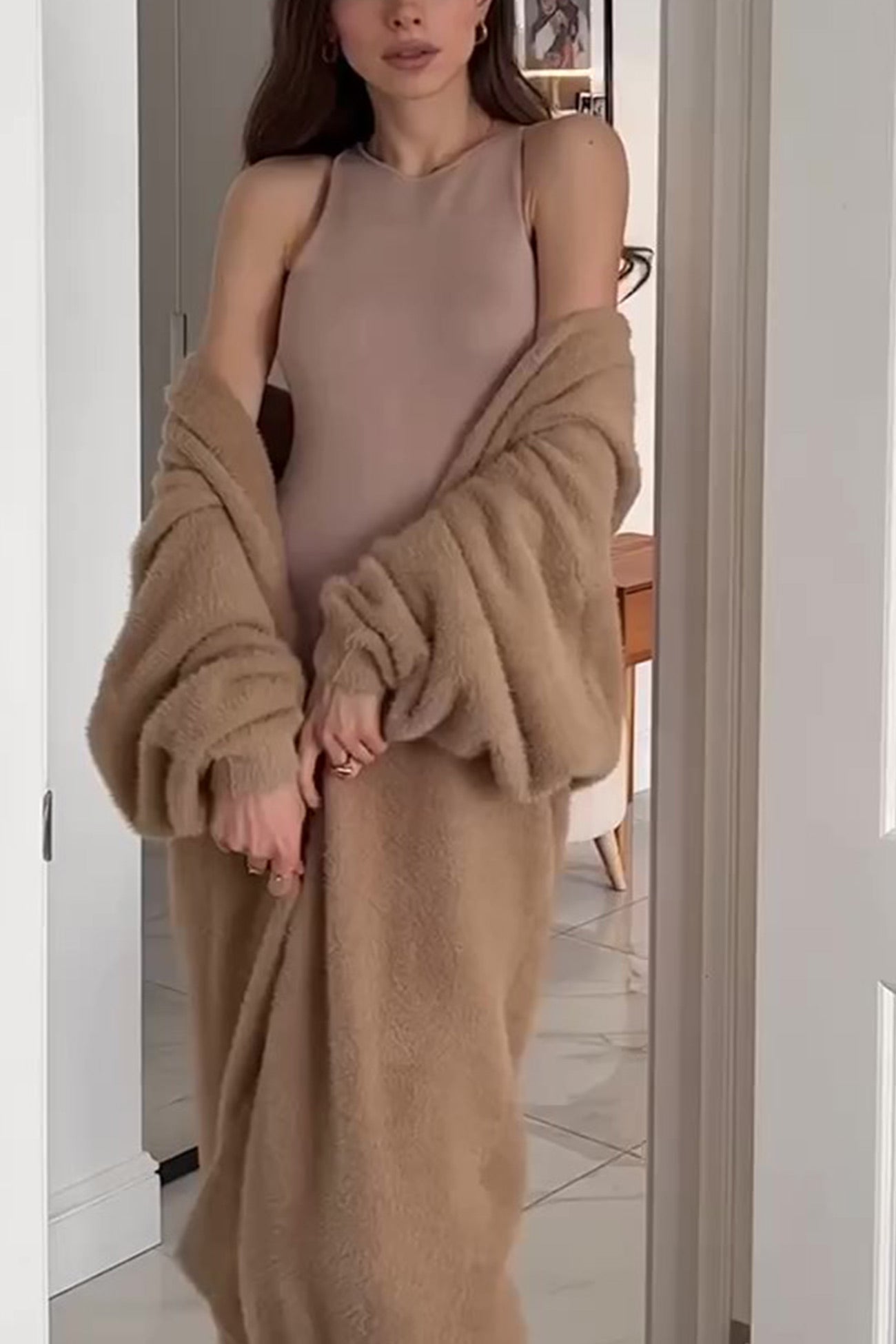 Cielo® | Simple long cardigan with drawstring made of imitation mink