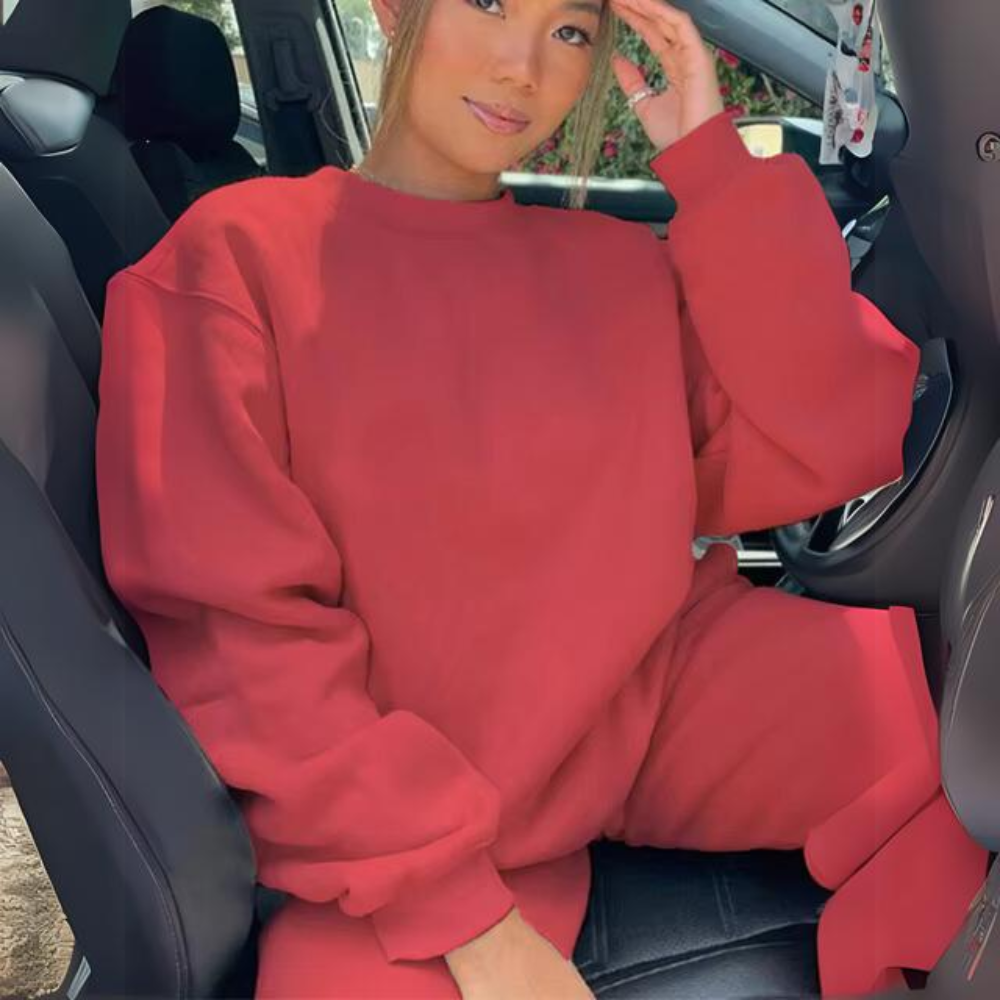 Betina® | Oversized sweatshirt and sweatpants set