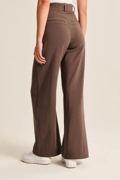 Reese | Tailored Chocolate Pants for Effortless Elegance