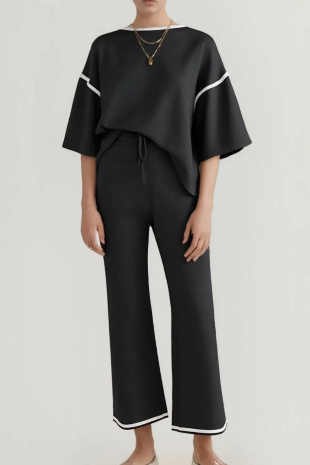 Daria® | Casual Set Of Oversized T-Shirt And Pants