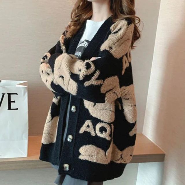 Ariana® | Chunky knit cardigan with unusual patterns