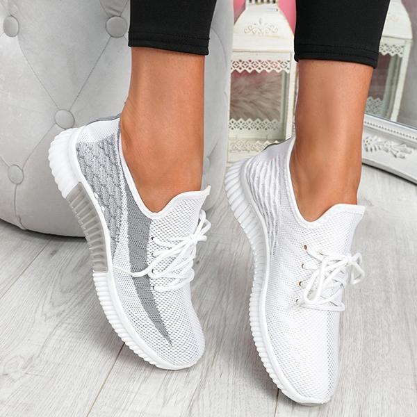 Claudia | Ursina – Breathable, lightweight shoes for everyday wear