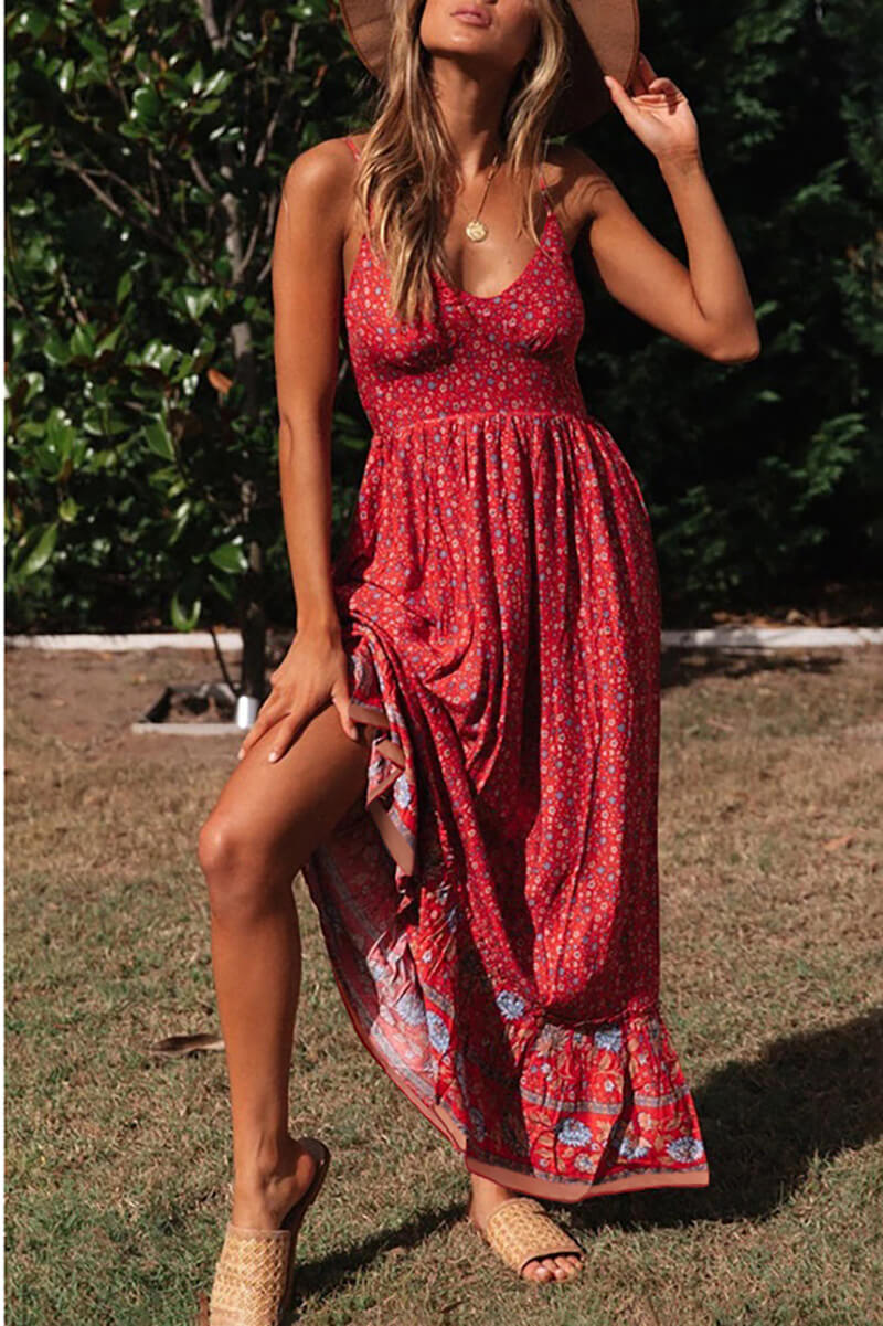 Cristina® | Long dress with V-neck and straps Adana
