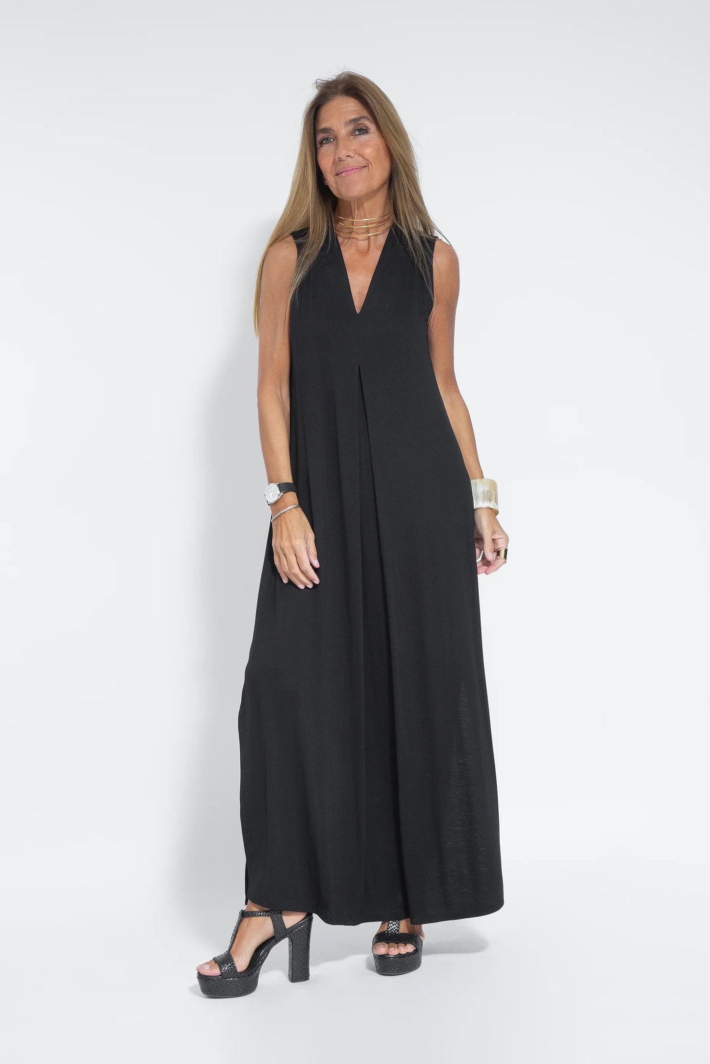 Consuelo® | Long dress with V-neck