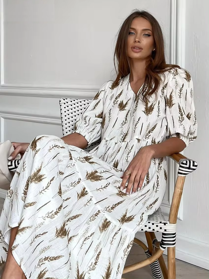 Celia® | Summery Midi Dress With A V-Neck