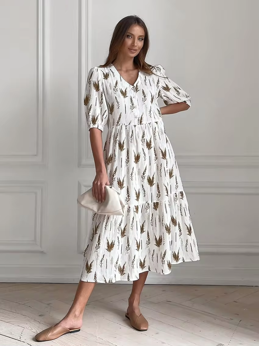 Celia® | Summery Midi Dress With A V-Neck