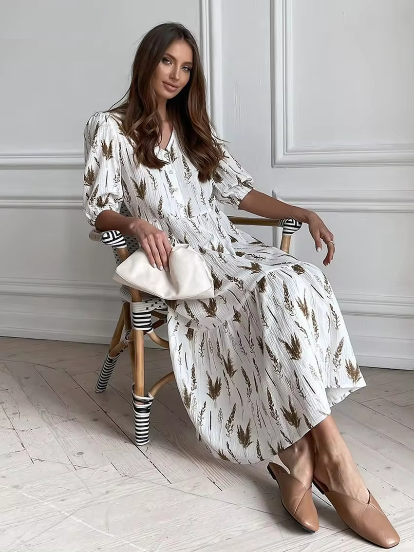 Celia® | Summery Midi Dress With A V-Neck