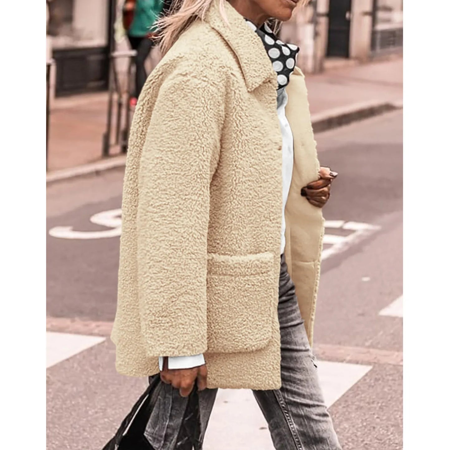 Eira® | Women's cuddly coat with button placket