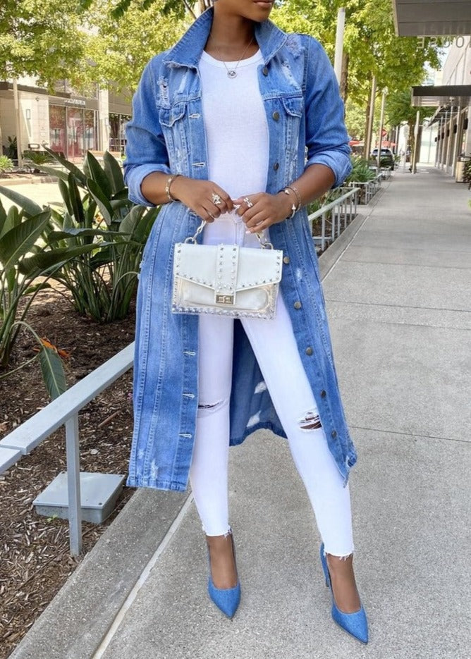Women’s Jacket – Oversized Fit – Denim – Button-Down – Mid-Thigh Length Casual Layer