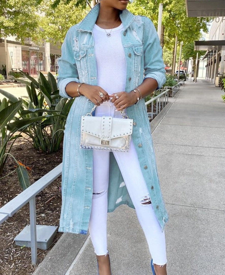 Women’s Jacket – Oversized Fit – Denim – Button-Down – Mid-Thigh Length Casual Layer
